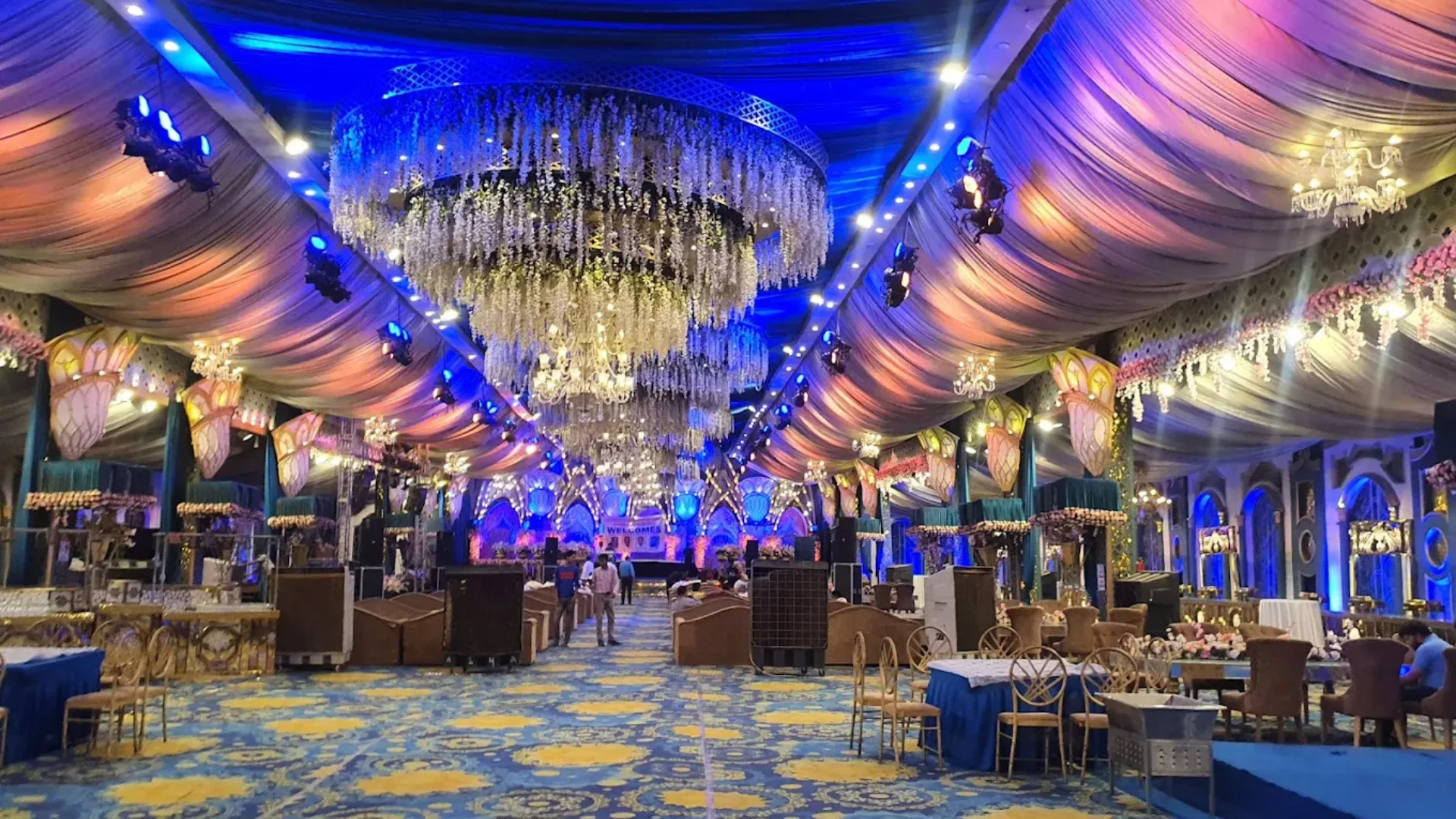 Castle Nouveau by Batra Tents