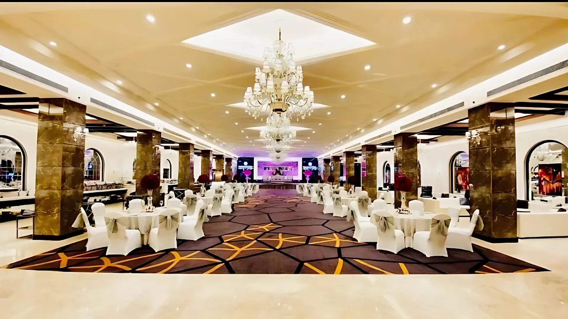 Le Paradise Banquet
