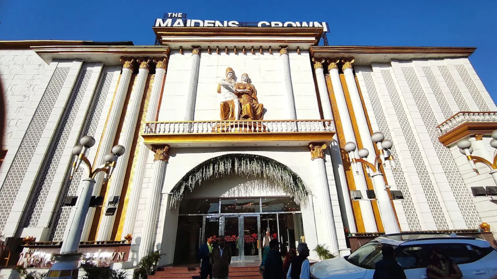 The Maidens Crown Banquet Hall, Peeragarhi