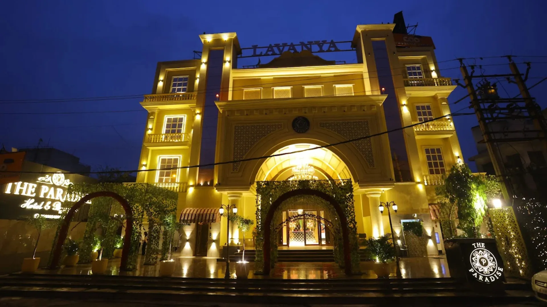 Receiver The Paradise Banquet & Hotel