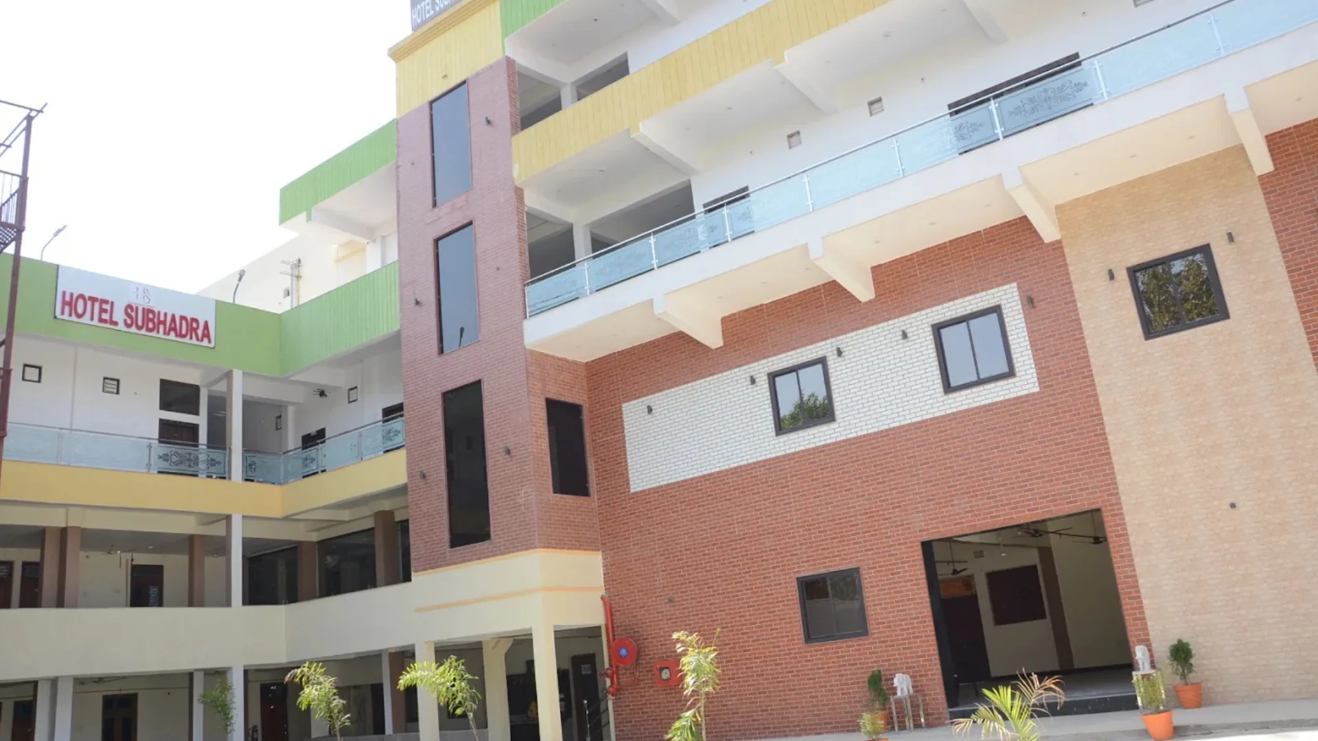 Hotel Subhadra