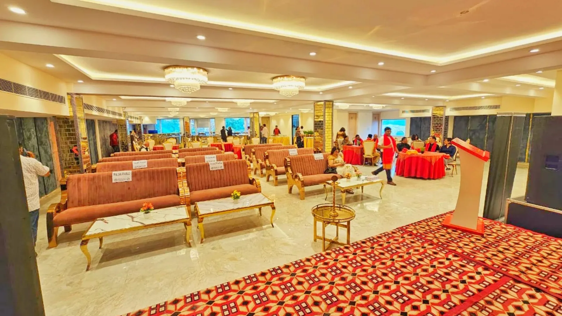 ARJUN Luxury Banquets