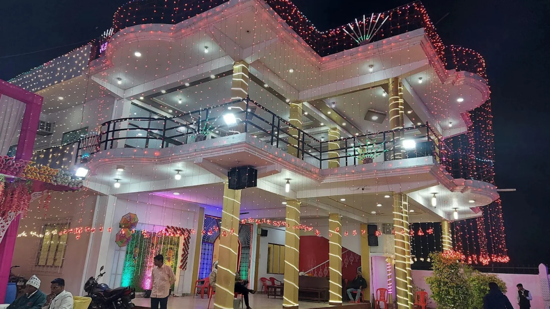 Akbar Palace