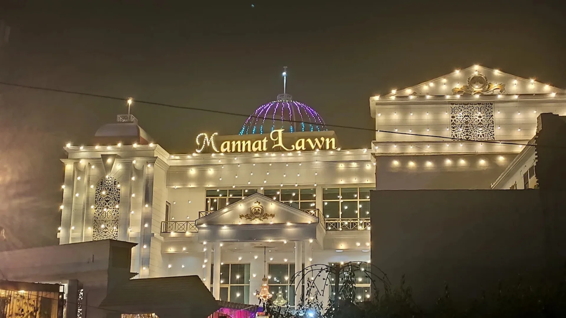 Mannat Lawn